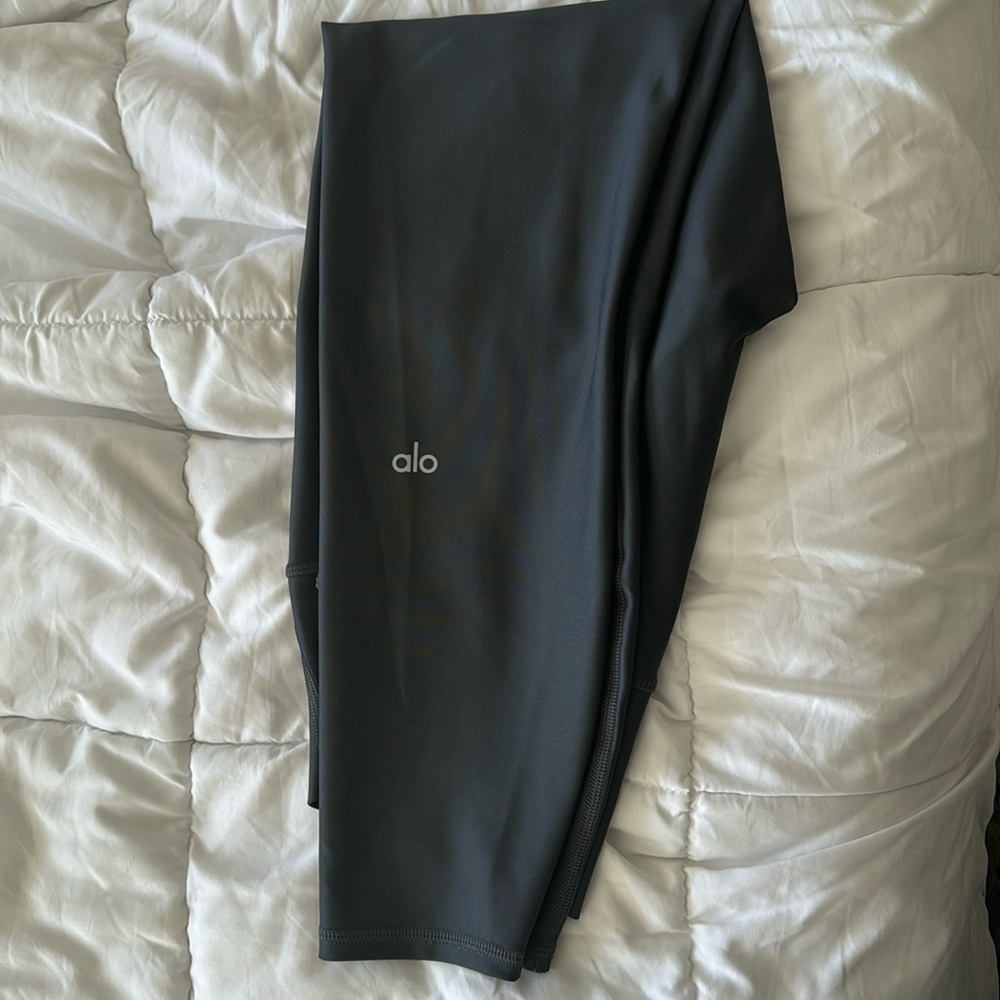 Alo leggings, Size -Small.